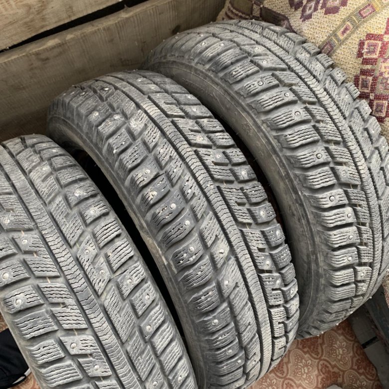 Шины кумхо зимние. Kumho 175/65 r14 зимние. Резина Кумхо зима. Зимняя резина Кумхо р13 2013г.в. Обзор шин Кумхо зима.