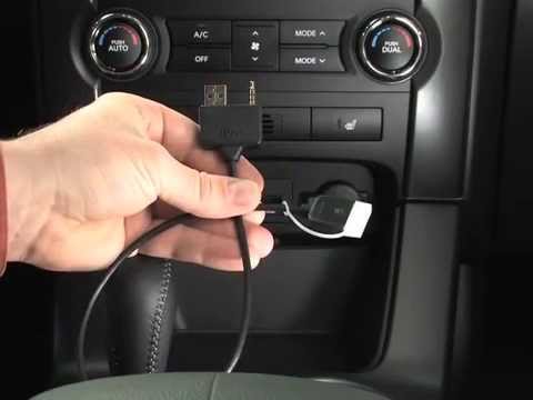 Как включить музыку через телефон на колонке. Kia Ceed 2008 USB aux порт. Aux USB В Киа СИД 2007. Разъем аукс Киа СИД. USB для Киа СИД 2008.