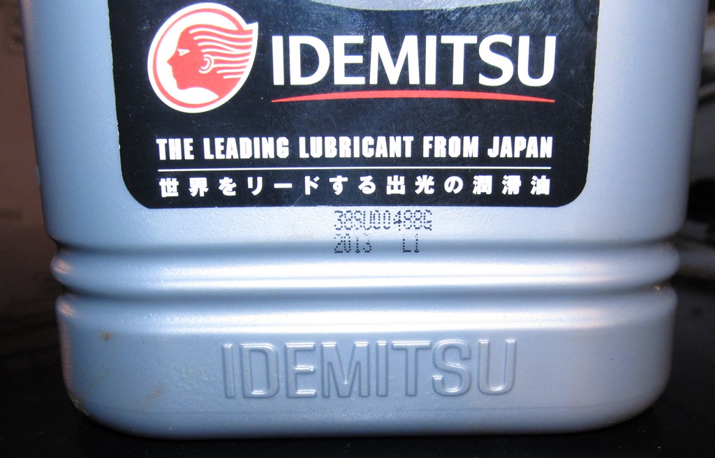 Как отличить масло идемитсу. Idemitsu 5w30. Idemitsu 10w30 Diesel.