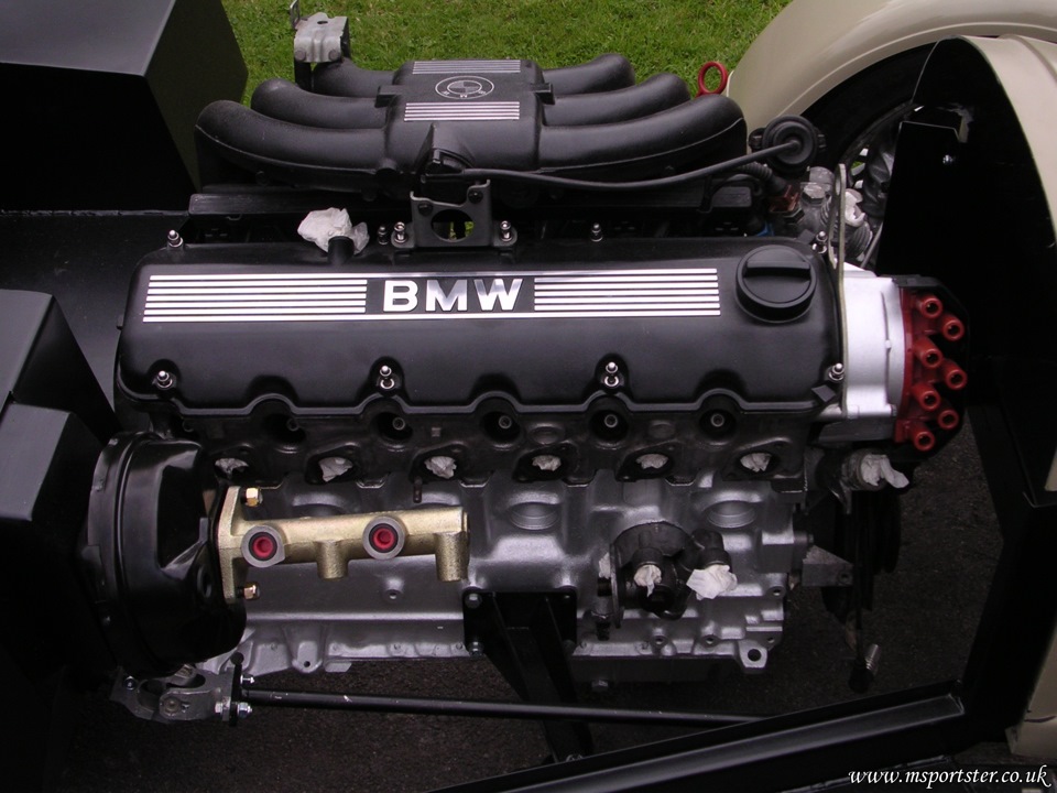 Мотор б 20 б. BMW m20. Двигатель BMW m50b20. M20 мотор БМВ. BMW e34 m50b25.