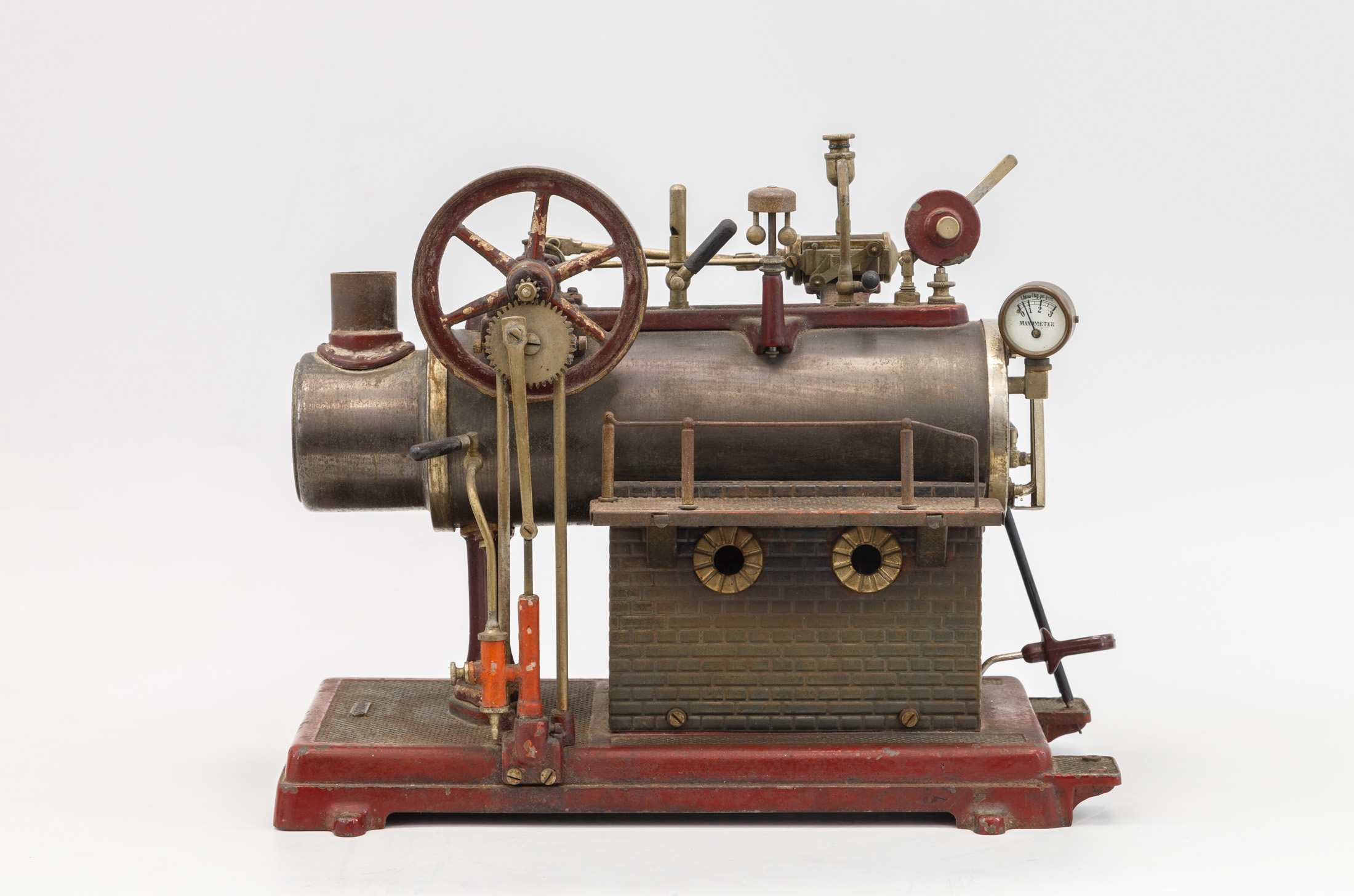 First steam engine by thomas newcomen фото 81