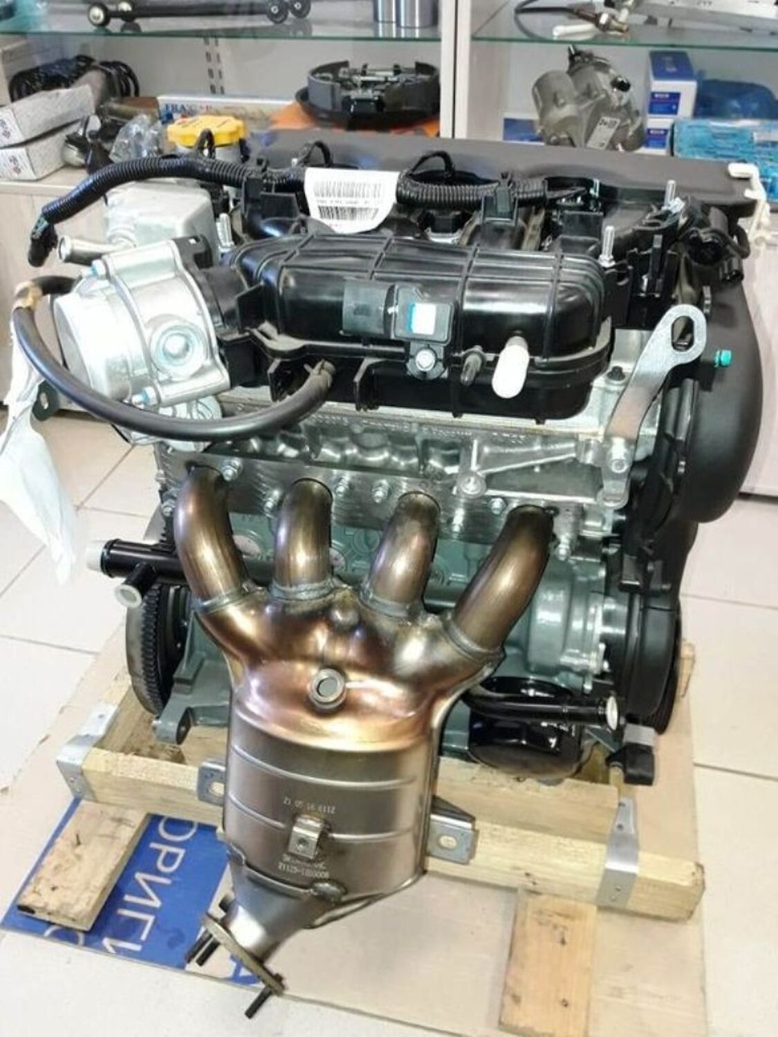 фото двигателя ларгус 16 клапанов