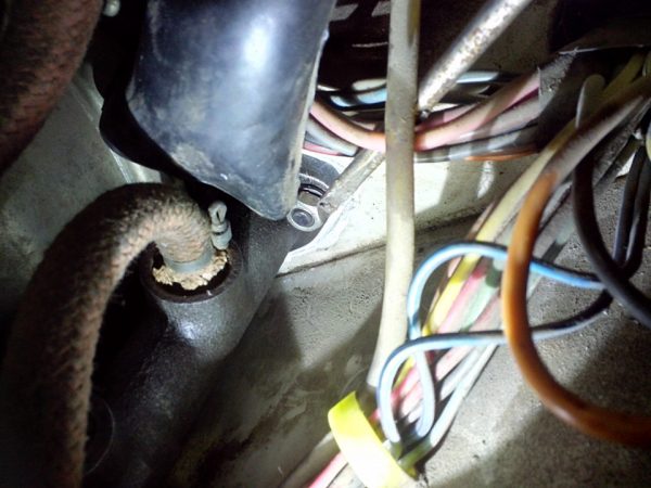 Крепление гидпропривода