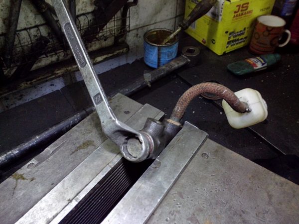 Разборка цилиндра сцепления