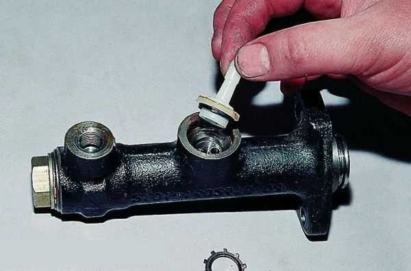 Демонтаж штуцера