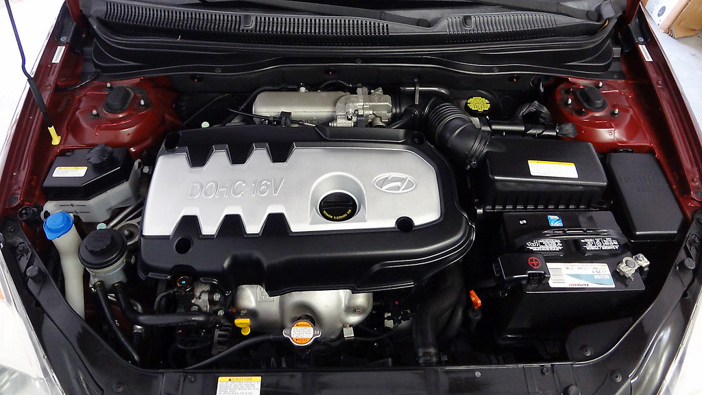 Хендай акцент тагаз какой двигатель. Hyundai Accent 16v. Акцент DOHC 16v. Hyundai Accent 2010 мотор. 16v двигатель Хундай.