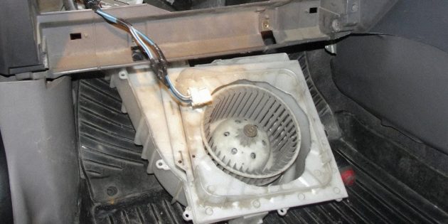 Почему плохо греет печка в машине: неполадки с вентилятором
