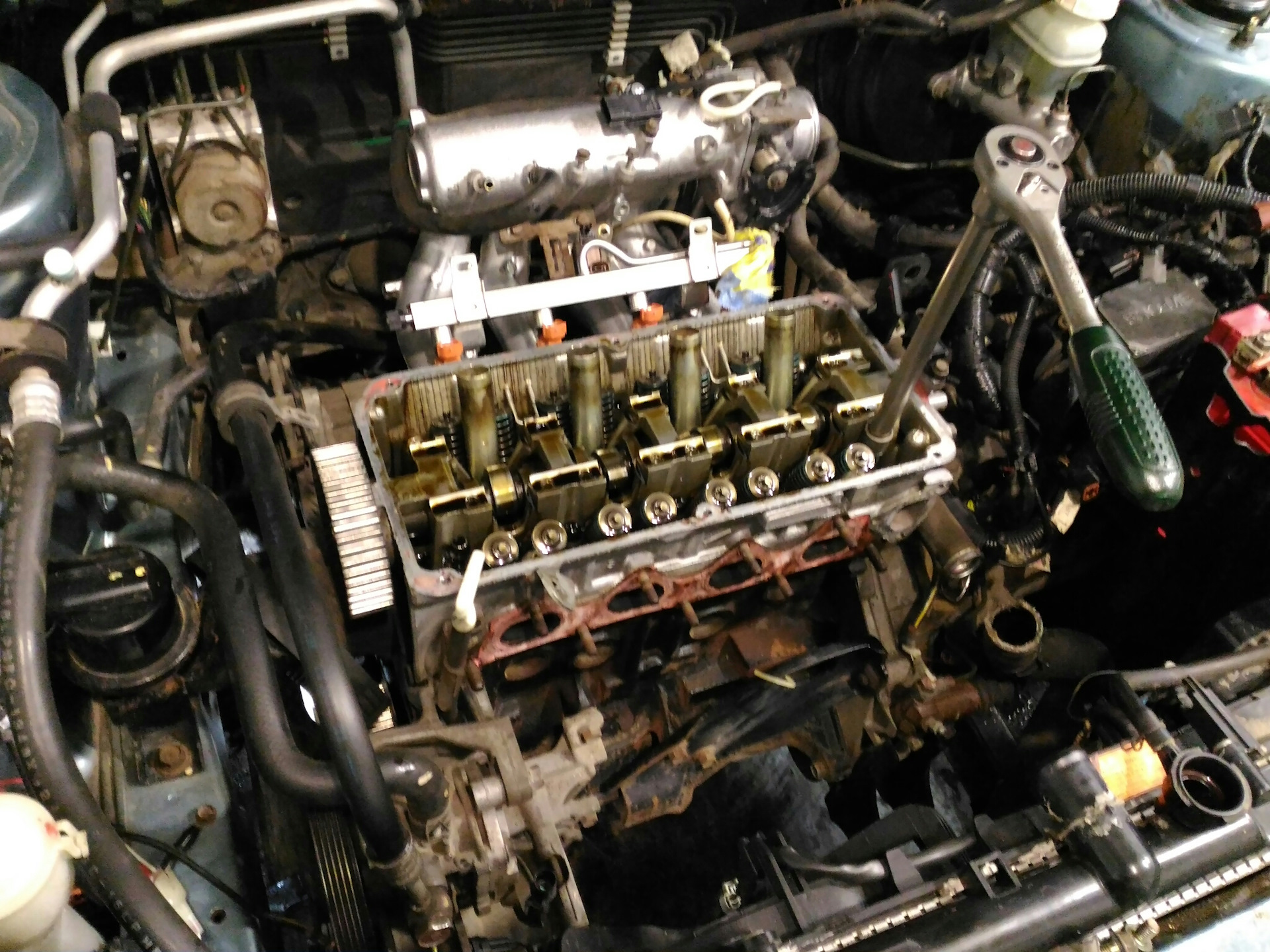 Lancer 9 1.6 двигатель. ДВС Митсубиси Лансер 9 1.6. ДВС Митсубиси Лансер 9. Лансер 9 1.6 двигатель. Двигатель ланцер 9 1.6.