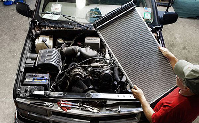 Как отремонтировать радиатор автомобиля с помощью холодной сварки? подготовительный и основной этапы работы
