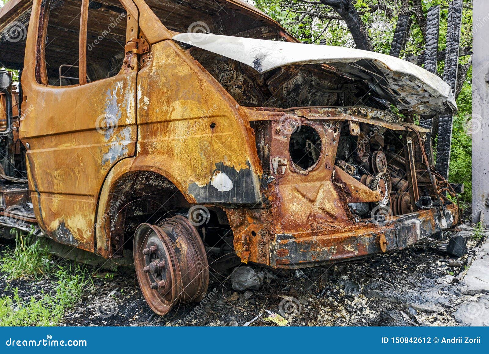 Автомобиль после пожара